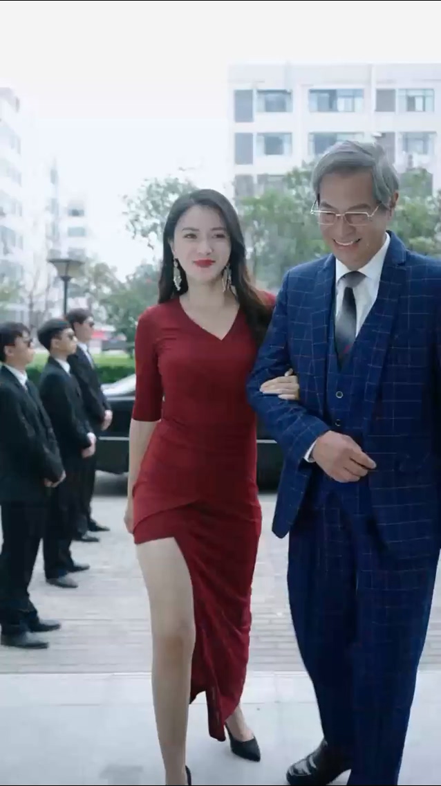 女总裁的贴身医仙 第11集