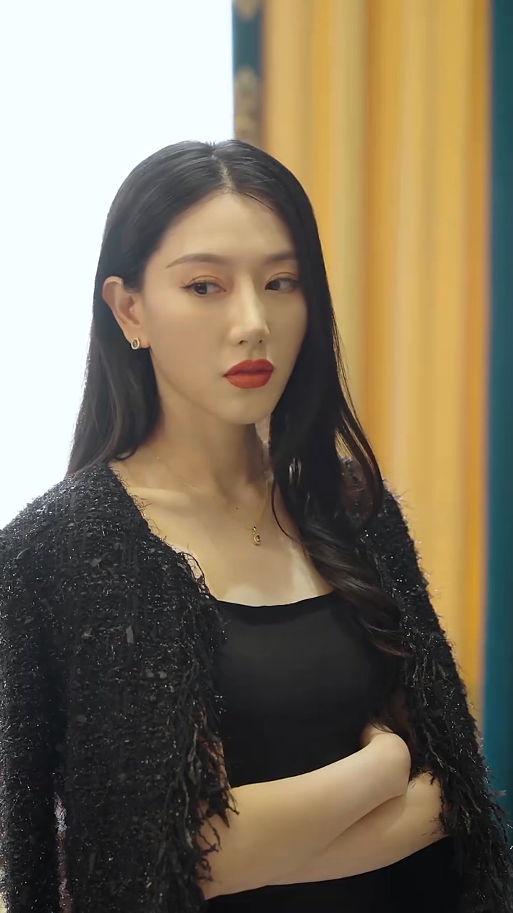 短剧神级龙卫 第02集