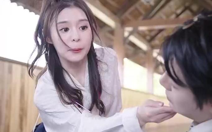 薄爷，夫人马甲又掉了 全集(大结局)