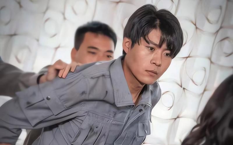 打工人的最强身份 全集(大结局)